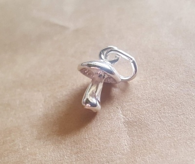 Charm - MUSHROOM - Sterling Silver or 9ct Gold